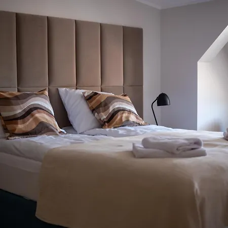 Drevny Kocur Aparthotel 3*