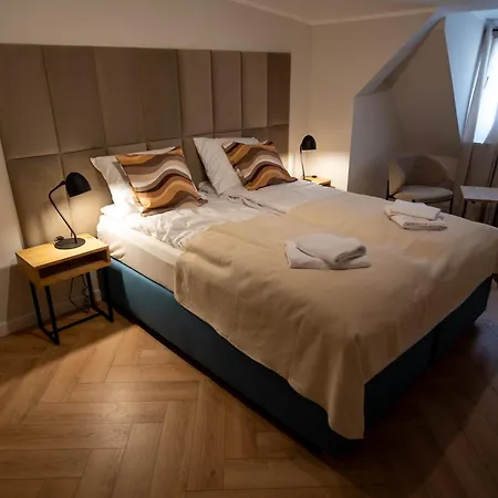 Drevny Kocur Hotel apartamentowy Poznań